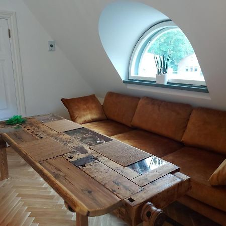 Modern History Apartment Ταλίν Εξωτερικό φωτογραφία