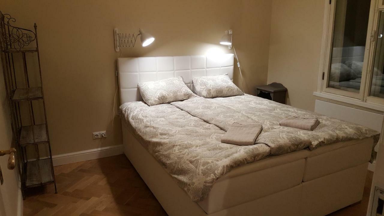 Modern History Apartment Ταλίν Εξωτερικό φωτογραφία