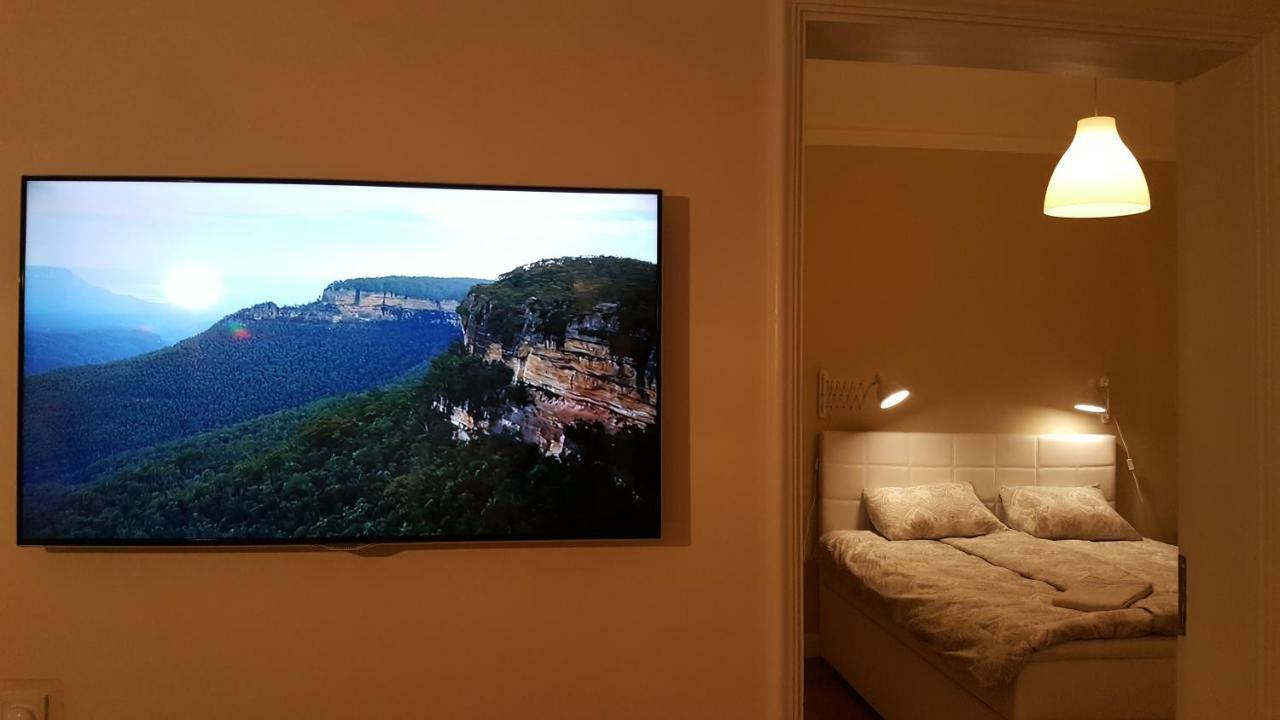 Modern History Apartment Ταλίν Εξωτερικό φωτογραφία