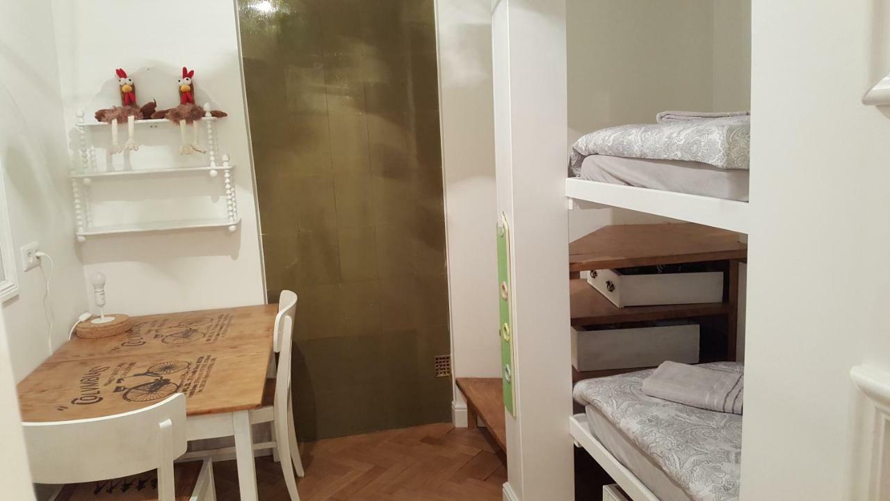 Modern History Apartment Ταλίν Εξωτερικό φωτογραφία